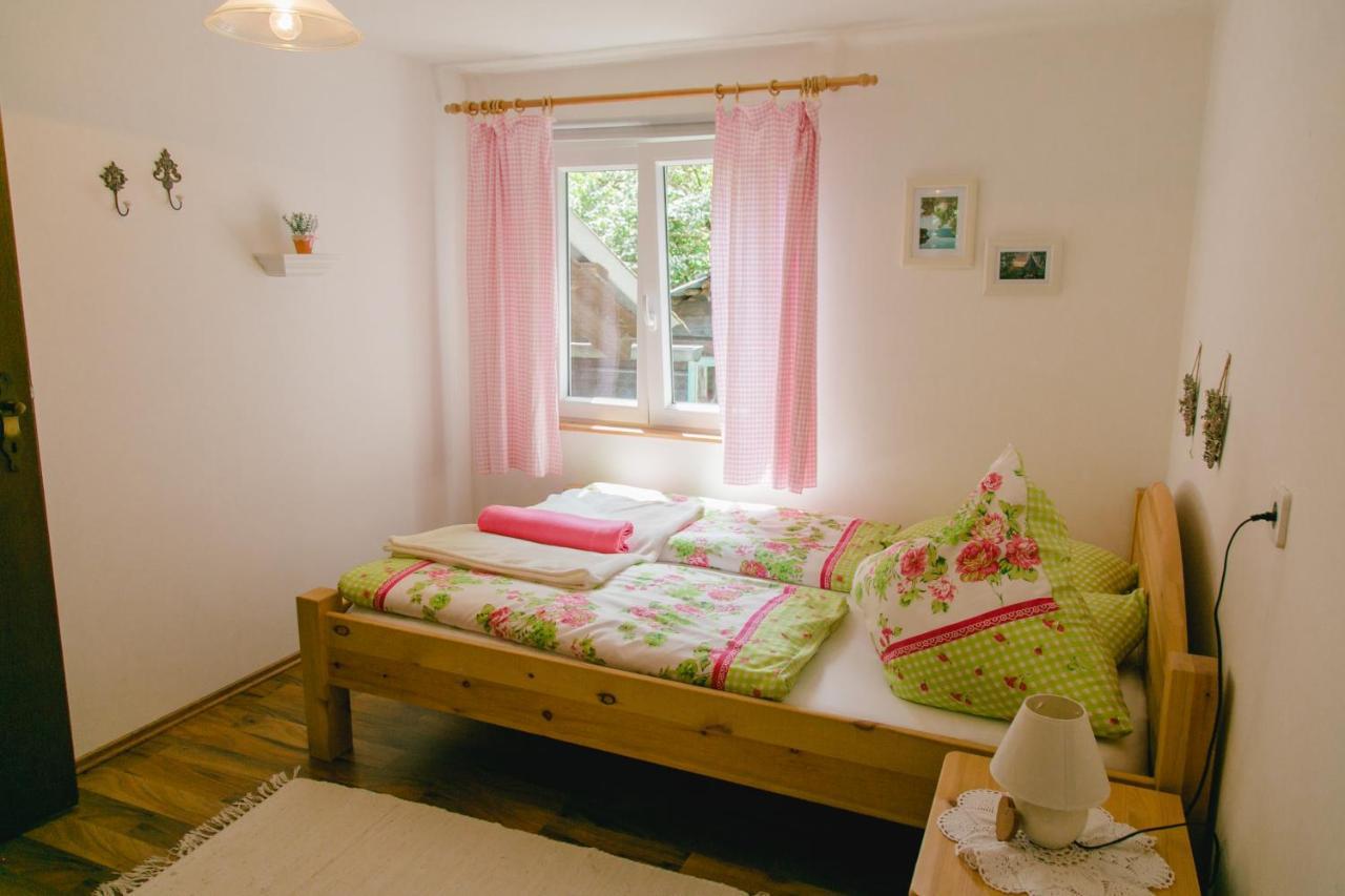 Knusperhaeuschen Villa Sattendorf Luaran gambar